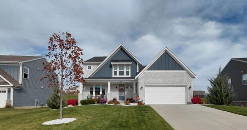 9980 Meadow Glen Dr, Independence, KY, 41051-2539 | Card Image