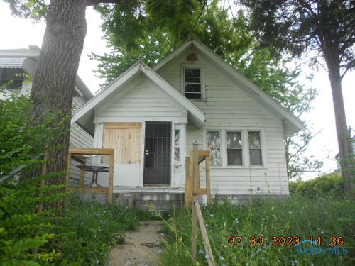 1620 Denver Ave, Toledo, OH, 43605-1712 | Card Image