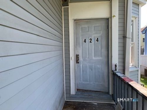 2-426 Union Avenue, Bridgeport, CT, 06607 | Card Image