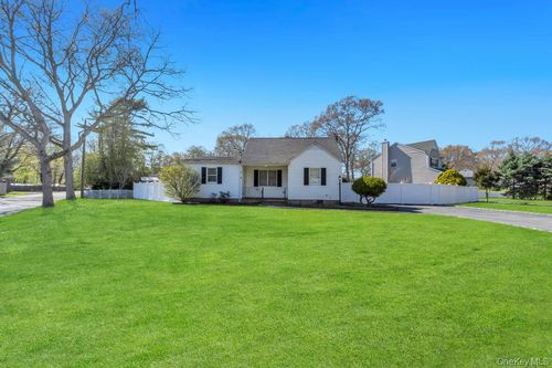 52 Washington Avenue, Brookhaven, NY, 11950 | Card Image