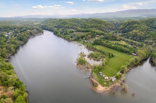 20268 Heron Cir, House other with 4 bedrooms, 3 bathrooms and 2 parking in Abingdon VA | Image 5