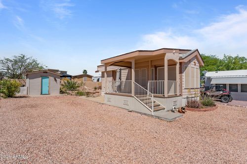 21300 W Outlaw Dr, Congress, AZ, 85332-1517 | Card Image