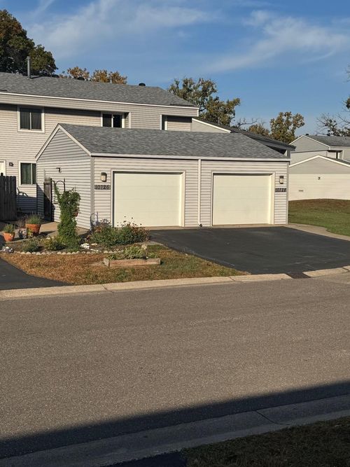10728 Ilex St Nw, Coon Rapids, MN, 55448-6508 | Card Image