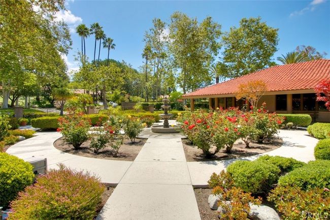Beautifully landscaped Recreation center | Image 40