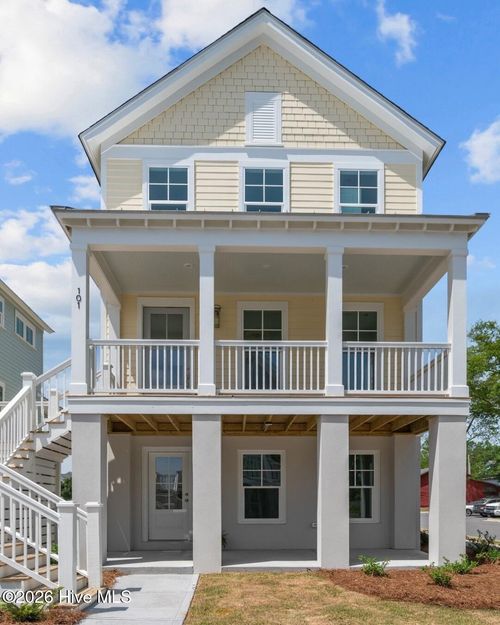 101 Wiley St, Washington, NC, 27889-6069 | Card Image