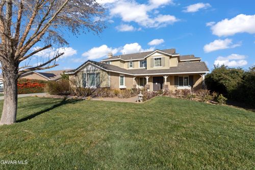 41346 43rd St W, Quartz Hill, CA, 93536-2431 | Card Image