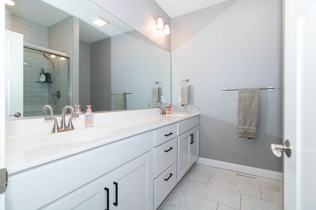 300 Raef Rd, House other with 3 bedrooms, 3 bathrooms and 3 parking in Downs IL | Image 29