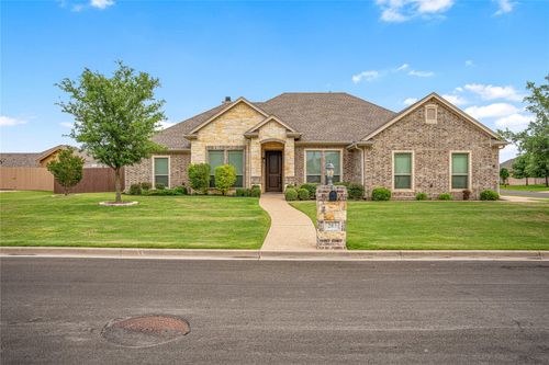 283 Briarleaf Cir, Hewitt, TX, 76643-2100 | Card Image