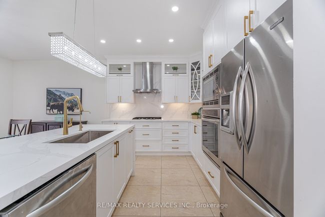 71 Vanderpool Cres, House other with 7 bedrooms, 5 bathrooms and 4 parking in Brampton ON | Image 14