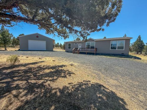 3738 Se Cherokee Rd, Prineville, OR, 97754-8835 | Card Image