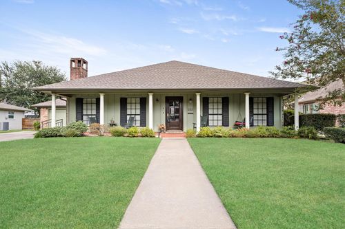 252 W Circuit Dr, Beaumont, TX, 77706-4505 | Card Image
