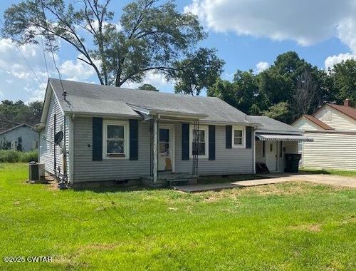 155 Ross Ave, Dyersburg, TN, 38024-5135 | Card Image