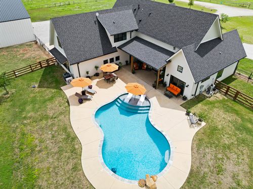 2014 W Elm Mott Dr, Waco, TX, 76705-5540 | Card Image