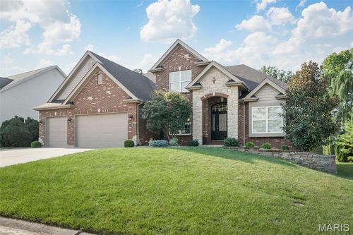 226 Silent Meadow Dr, Lake St Louis, MO, 63367-2620 | Card Image