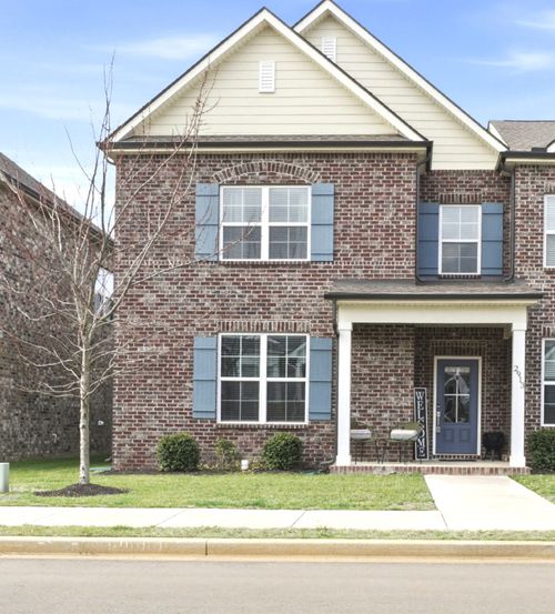 2913 Suzanne Landon Dr, Murfreesboro, TN, 37130-1052 | Card Image