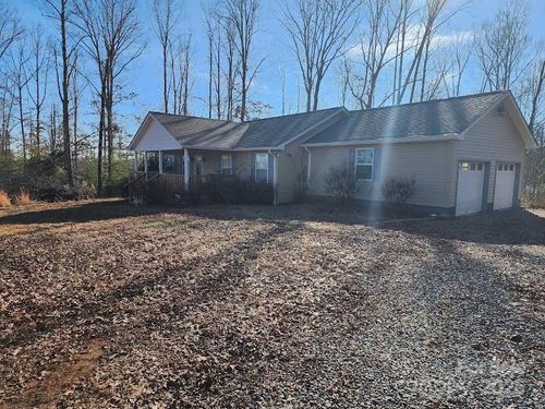 1095 Centennial Rd, Union Mills, NC, 28167-9783 | Card Image