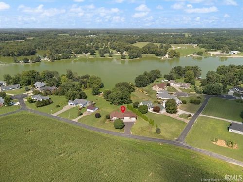 4 Orchard Rd, Loogootee, IN, 47553-9366 | Card Image