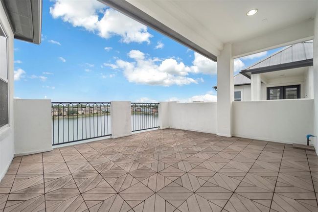 2202 Lakeshore Edge Dr, House other with 3 bedrooms, 5 bathrooms and 2 parking in Houston TX | Image 35