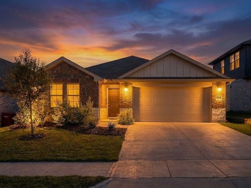 2124 Gustavus Dr, Sherman, TX, 75092-1220 | Card Image