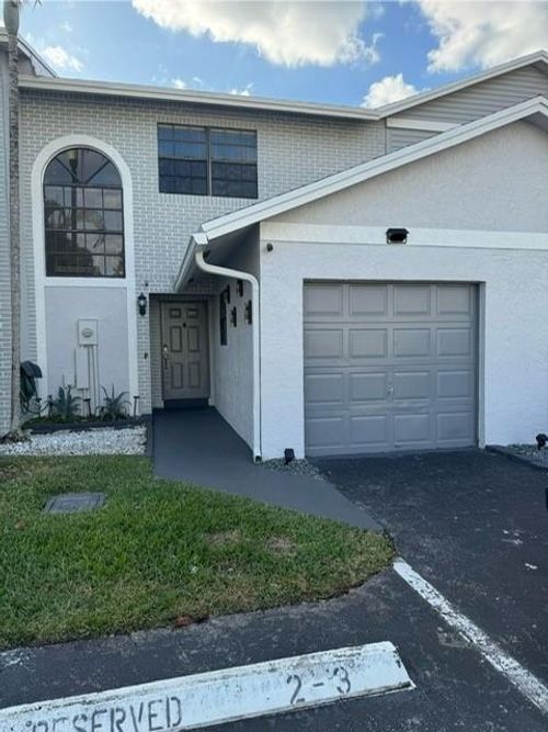 306 Nw 106th Ter, Pembroke Pines, FL, 33026 | Card Image