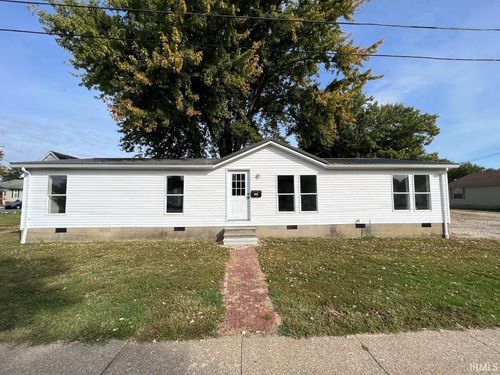 704 E 1st St, Huntingburg, IN, 47542-1414 | Card Image