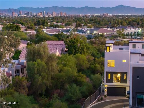 64-1717 E Morten Ave, Phoenix, AZ, 85020-4624 | Card Image