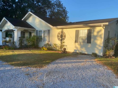 1705 Fulmer Dr, Clanton, AL, 35045-8730 | Card Image