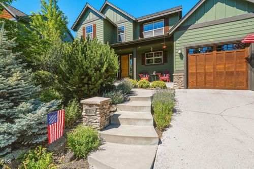 60875 Goldenwood Loop, Bend, OR, 97702-2980 | Card Image