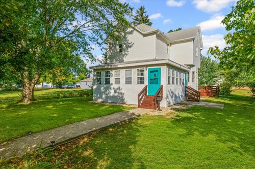 322 N Guthrie St, Gibson City, IL, 60936-1228 | Card Image