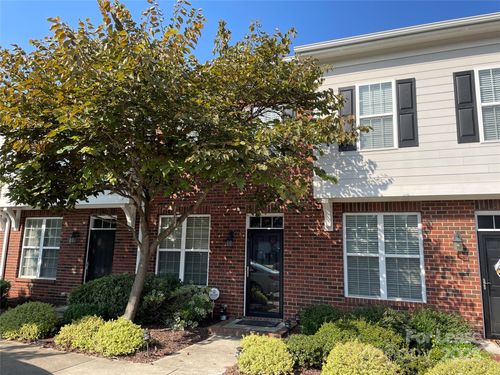 371 Beacon St Nw, Concord, NC, 28027-5348 | Card Image