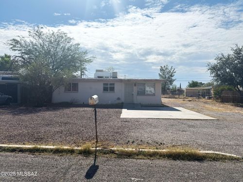 2012 S Beverly Ave, Tucson, AZ, 85711-6512 | Card Image