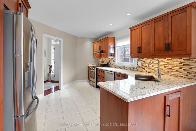 134 Loretta Dr, House other with 3 bedrooms, 2 bathrooms and 4 parking in Virgil ON | Image 7
