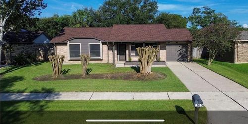 1010 Dixie Drive, League City, TX, 77573 | Card Image