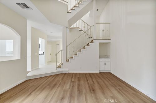 unit-114-14039 Astoria St, Sylmar, CA, 91342-2946 | Card Image