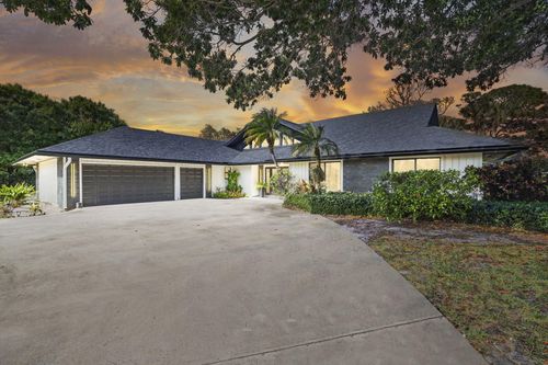 6549 Eastpointe Pines St, Palm Beach Gardens, FL, 33418-6908 | Card Image