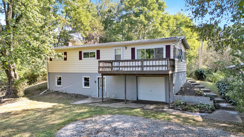County Road 529 , Loudonville, OH 44842