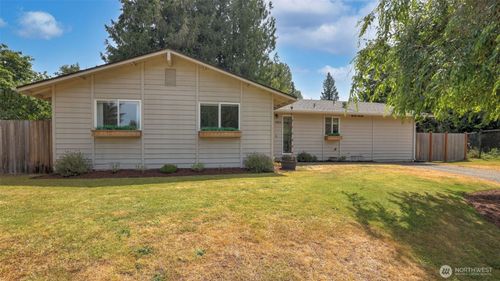 9006 210th Pl Ne, Redmond, WA, 98053-2216 | Card Image