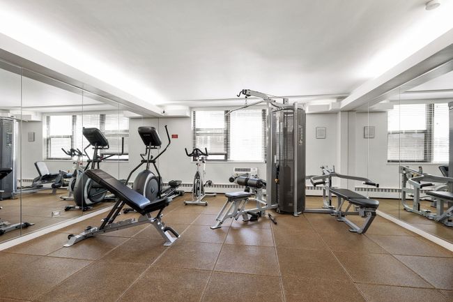 APT-1401 - 1445 N State Pkwy, Condo with 3 bedrooms, 3 bathrooms and 1 parking in CHICAGO IL | Image 21