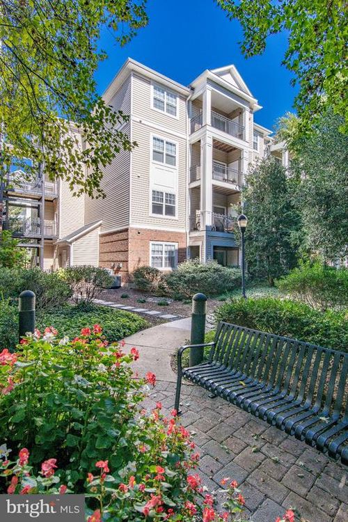 405-12921 Centre Park Cir, HERNDON, VA, 20171-5838 | Card Image