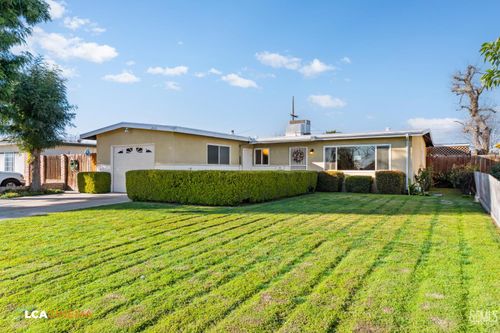 2426 Sycamore St, Wasco, CA, 93280-1532 | Card Image