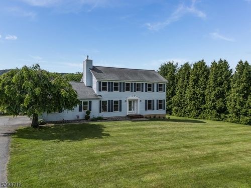 76 Stewartsville Rd, Stewartsville, NJ, 08886-3137 | Card Image