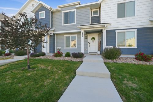 423 N Northshore Dr, Saratoga Springs, UT, 84045-5582 | Card Image