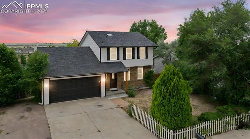 7859 Peninsula Dr, Colorado Springs, CO, 80911-8327 | Card Image