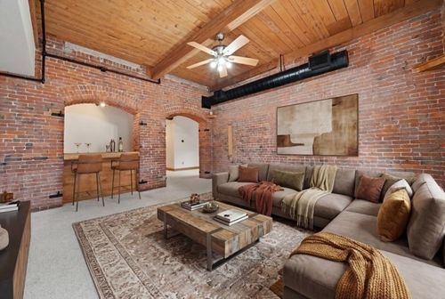 apt-204-50 Rantoul St, Beverly, MA, 01915-5084 | Card Image