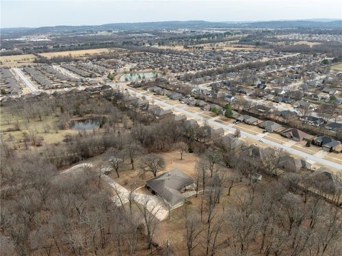 3231 N Kendall Drive, Fayetteville, AR, 72704 | Card Image