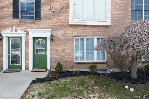 41 Tralee Ter, East Amherst, NY, 14051-2412 | Card Image