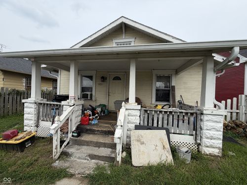 1420 S Shipley St, Muncie, IN, 47302-3758 | Card Image