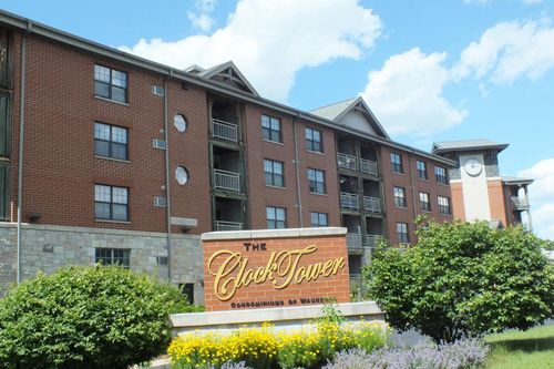 127-100 E Main Street, Waukesha, WI, 53186 | Card Image