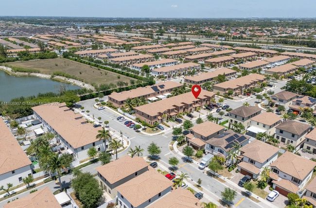3427 W 89 Th Ter, Townhouse with 3 bedrooms, 3 bathrooms and null parking in HIALEAH FL | Image 63