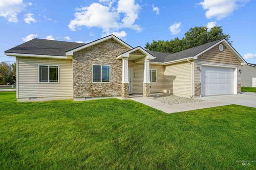 1932 14th Dr, Heyburn, ID, 83336-9640 | Card Image